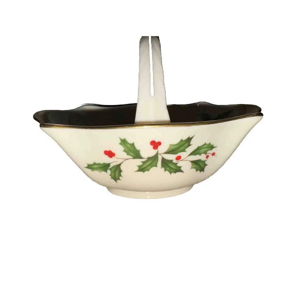 Lenox Holly & Berry Handled Basket Candy Dish Holiday Collection 24k‎ With Box